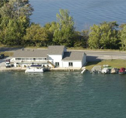 Silver Spray Sports, Fenton, Michigan - Boat slips location